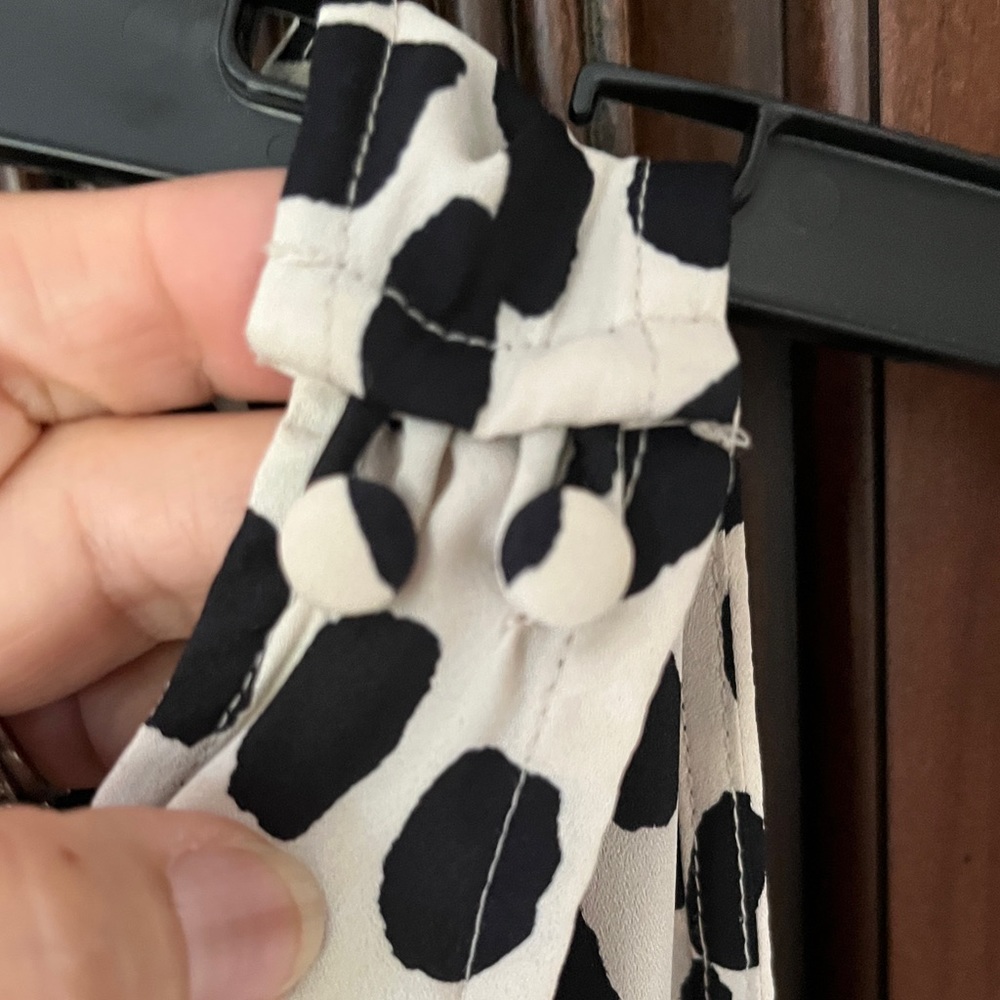 Loft Beige Black Printed Romper - Picture 9 of 16